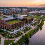 Featured image for: 5 exemples inspirants de friches industrielles métamorphosées en attractions touristiques